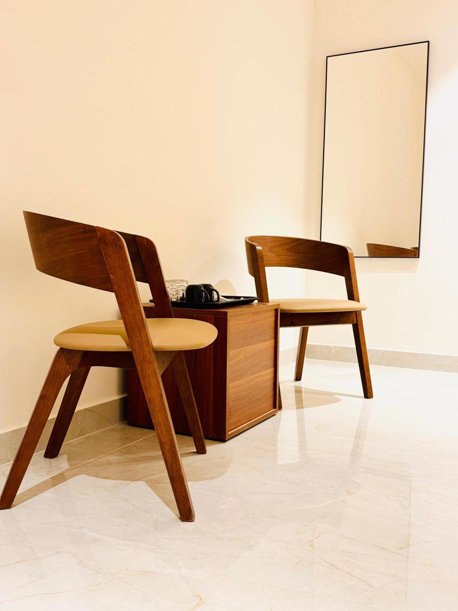Hotel Star Avenue - Indiranagar Бангалор Екстериор снимка
