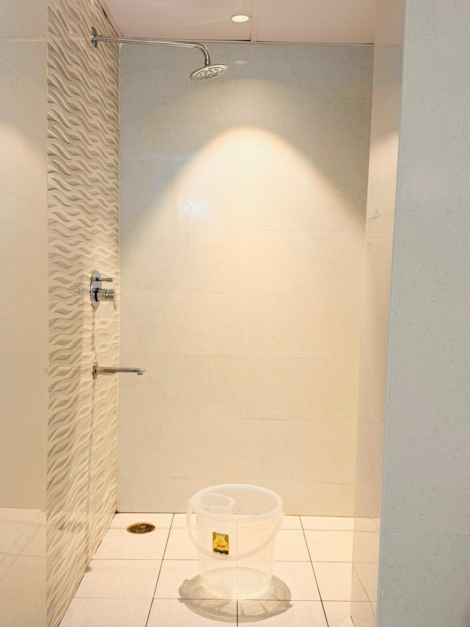 Hotel Star Avenue - Indiranagar Бангалор Екстериор снимка